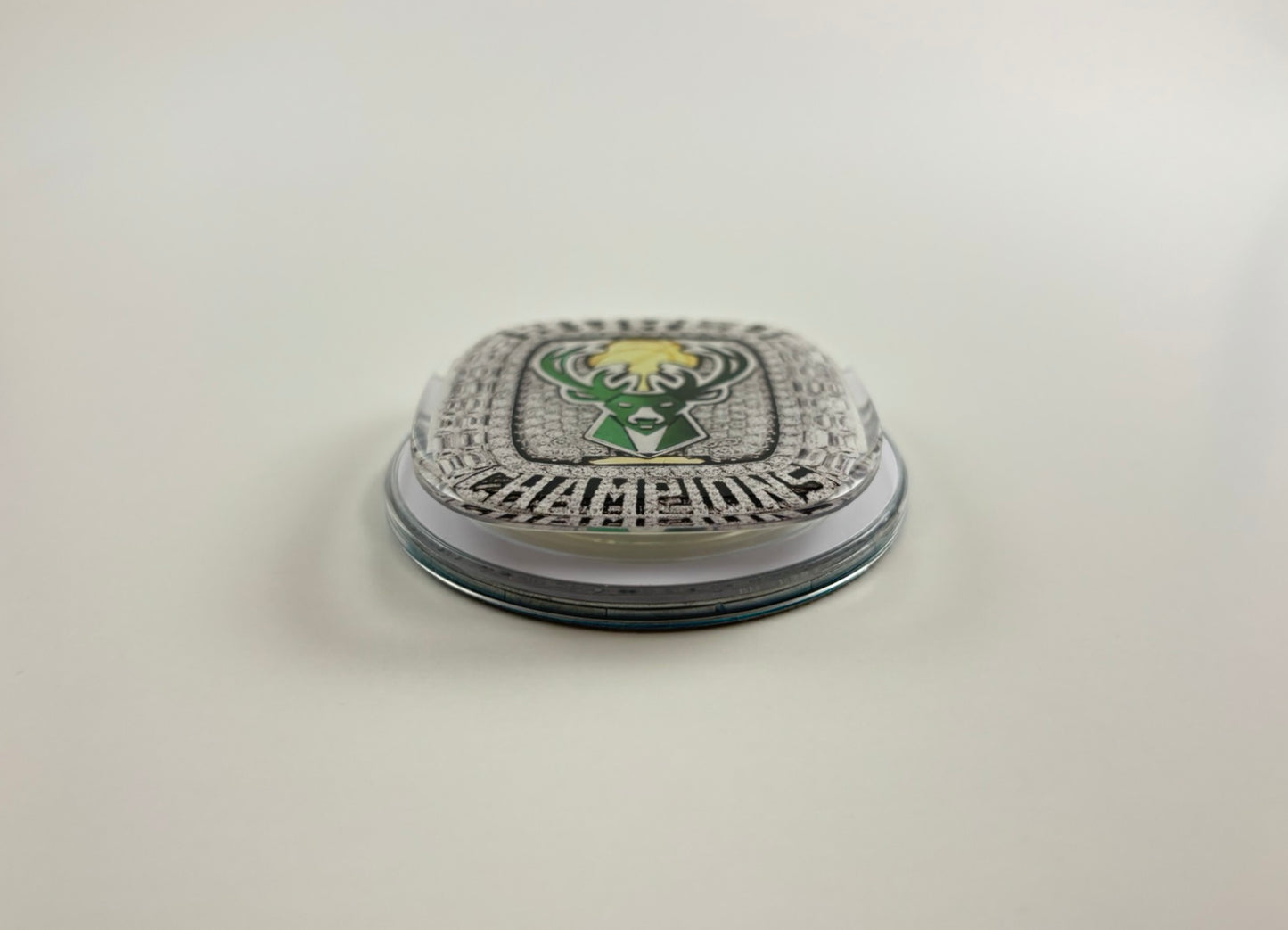 2021 Milwaukee Bucks Championship Ring Device Grip